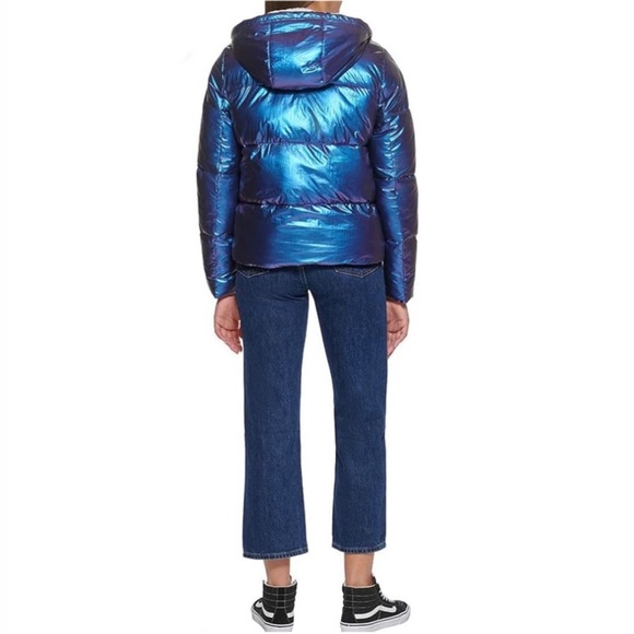 Levi’s Molly Sherpa Lined Puffer Jacket - Picture 6 of 13